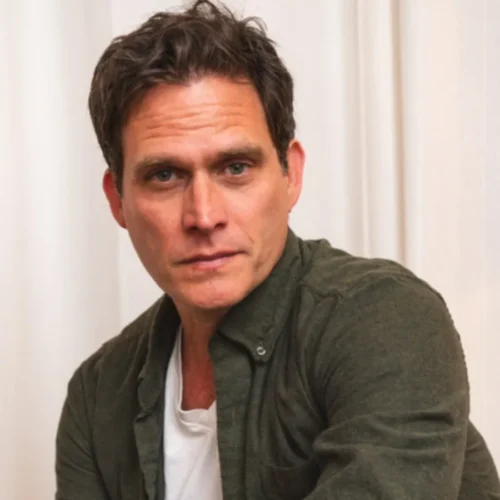 Steven Pasquale