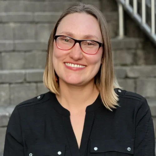 Stephanie Busing